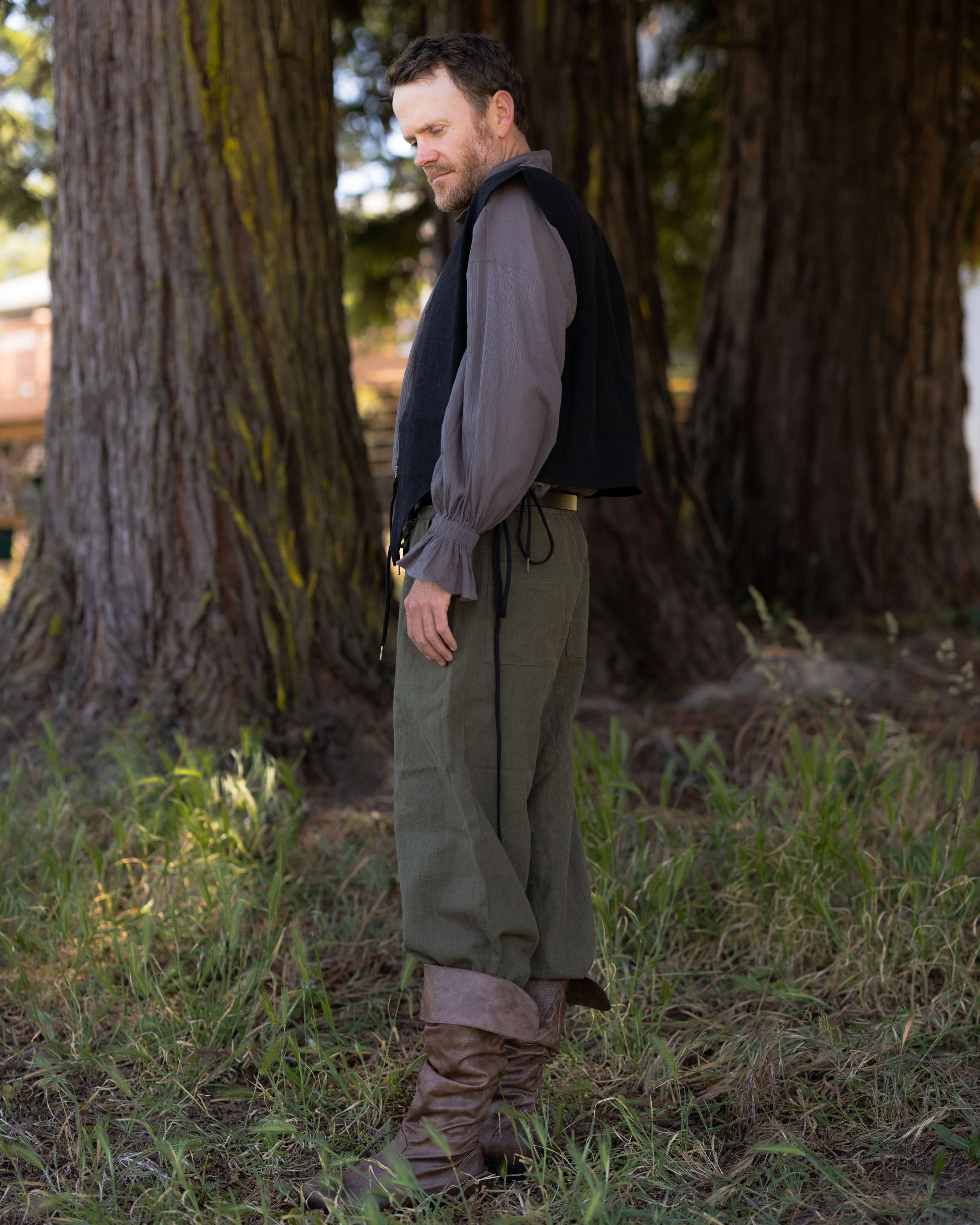 Black Bard Vest - Image 5