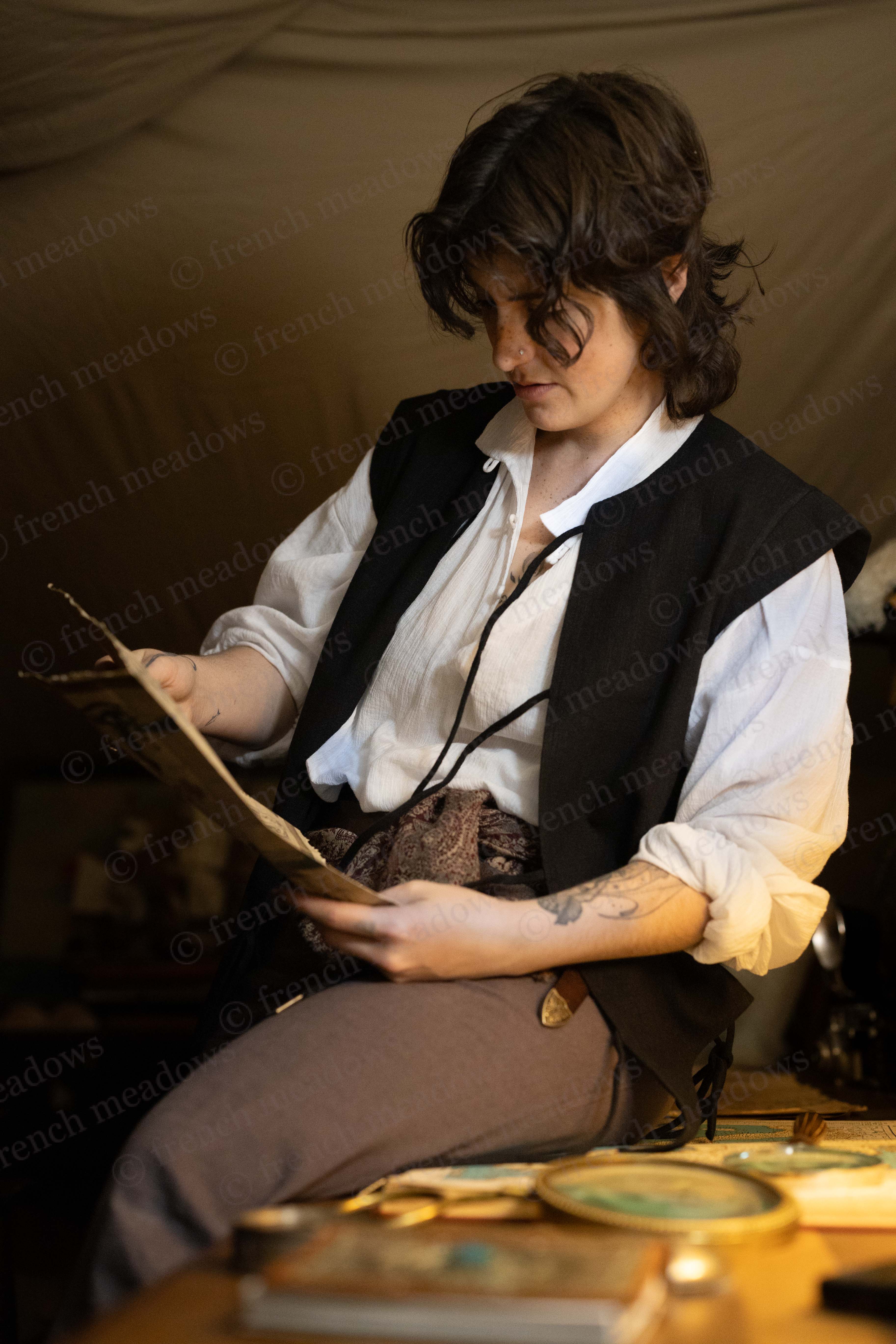 Black Bard Vest - Image 7