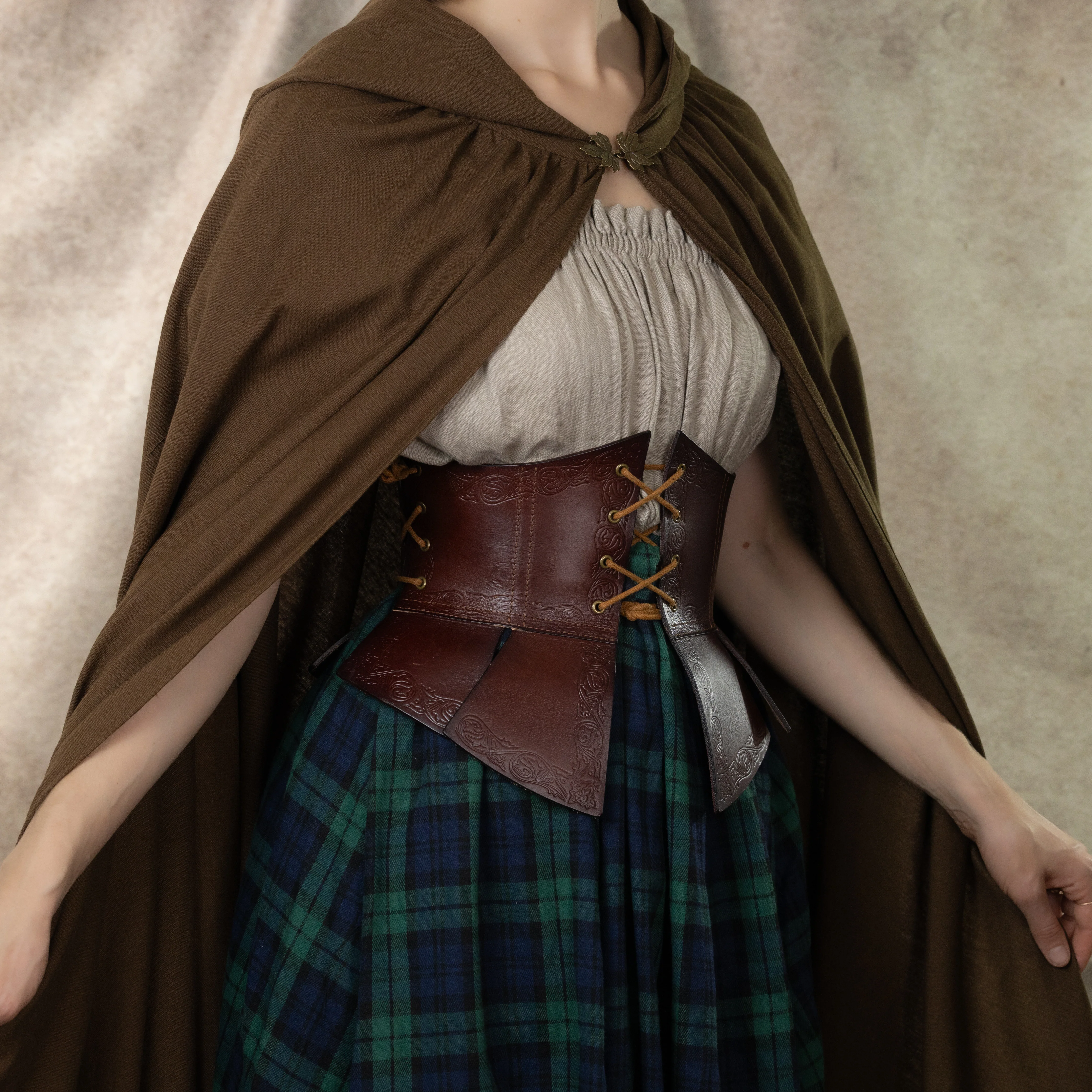 Debossed Leather Underbust Corset - Image 12