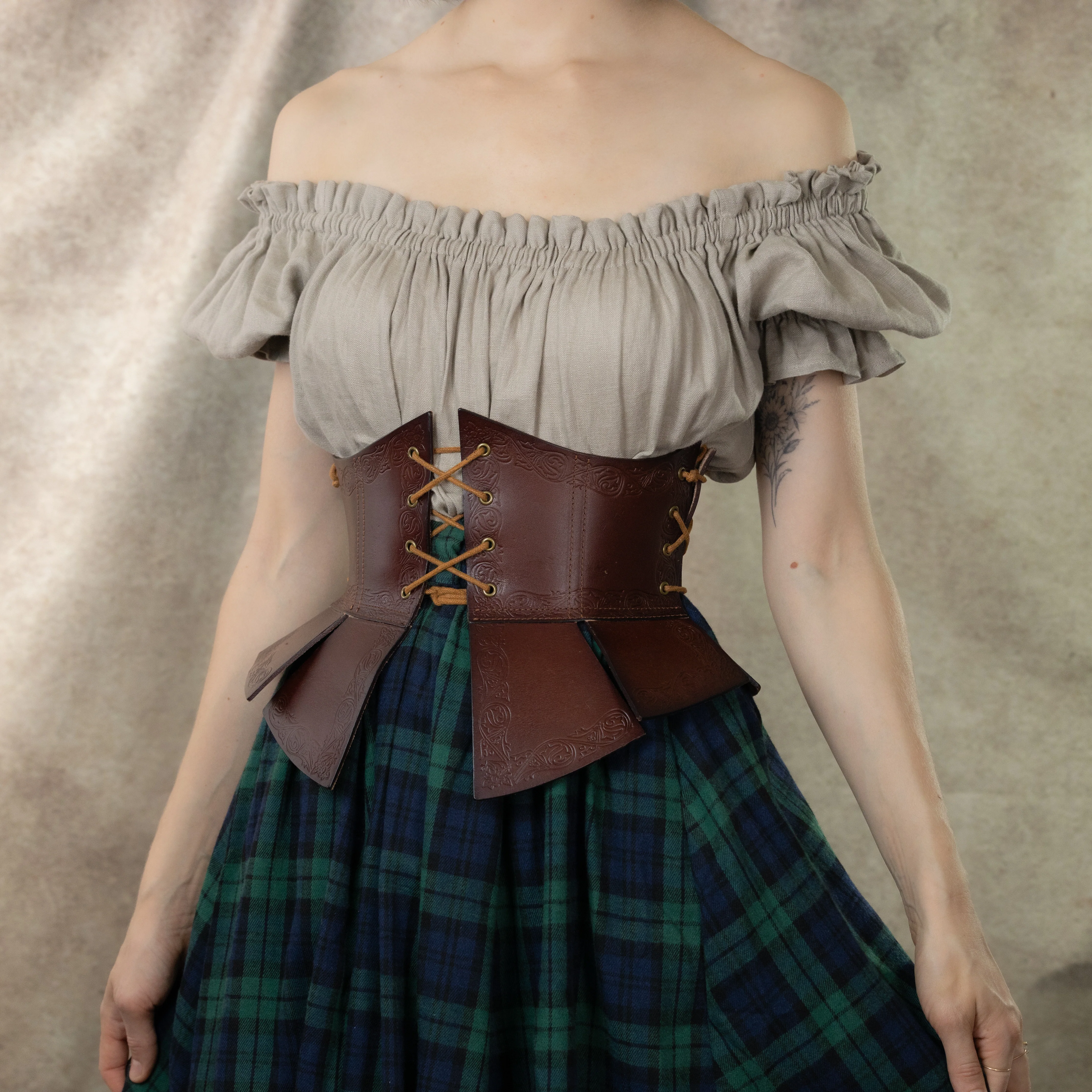 Debossed Leather Underbust Corset - Image 7