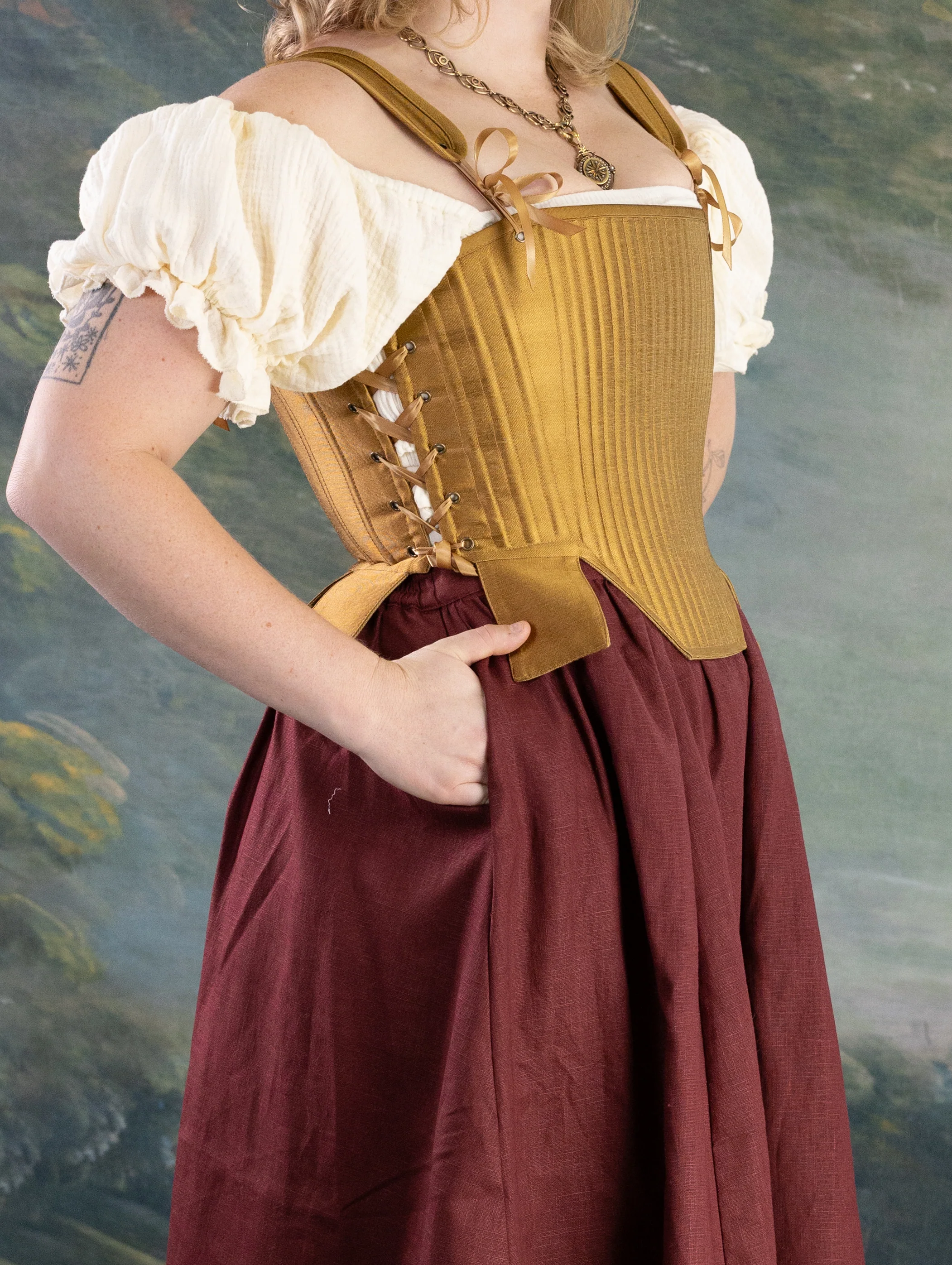 Gold Tabbed Tudor Stays - Image 15