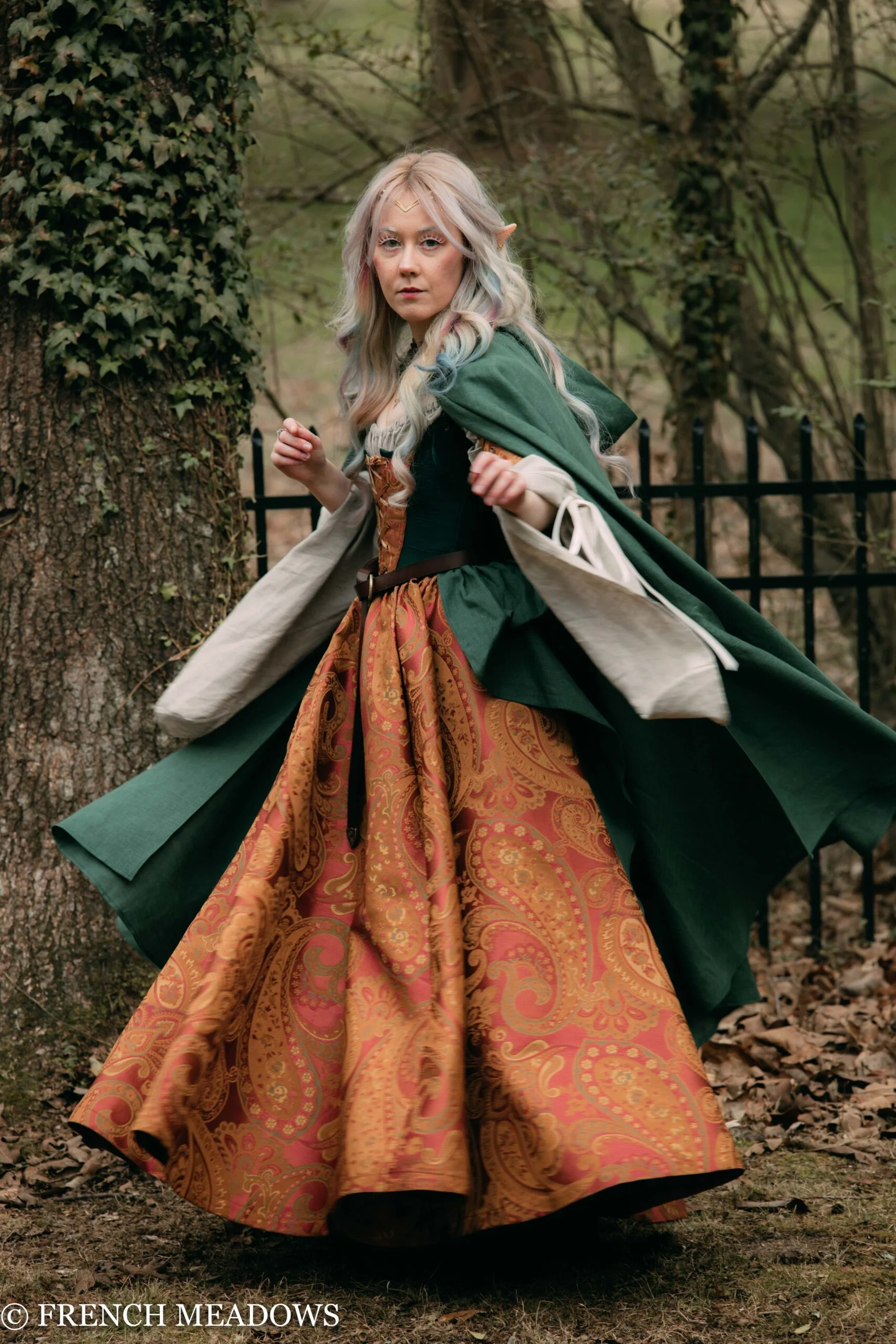 Linen Renaissance Cloak - Image 16