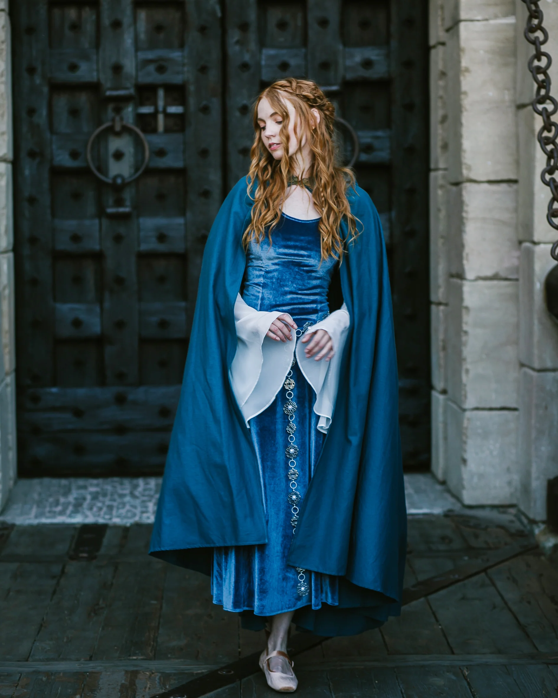 Linen Renaissance Cloak - Image 6