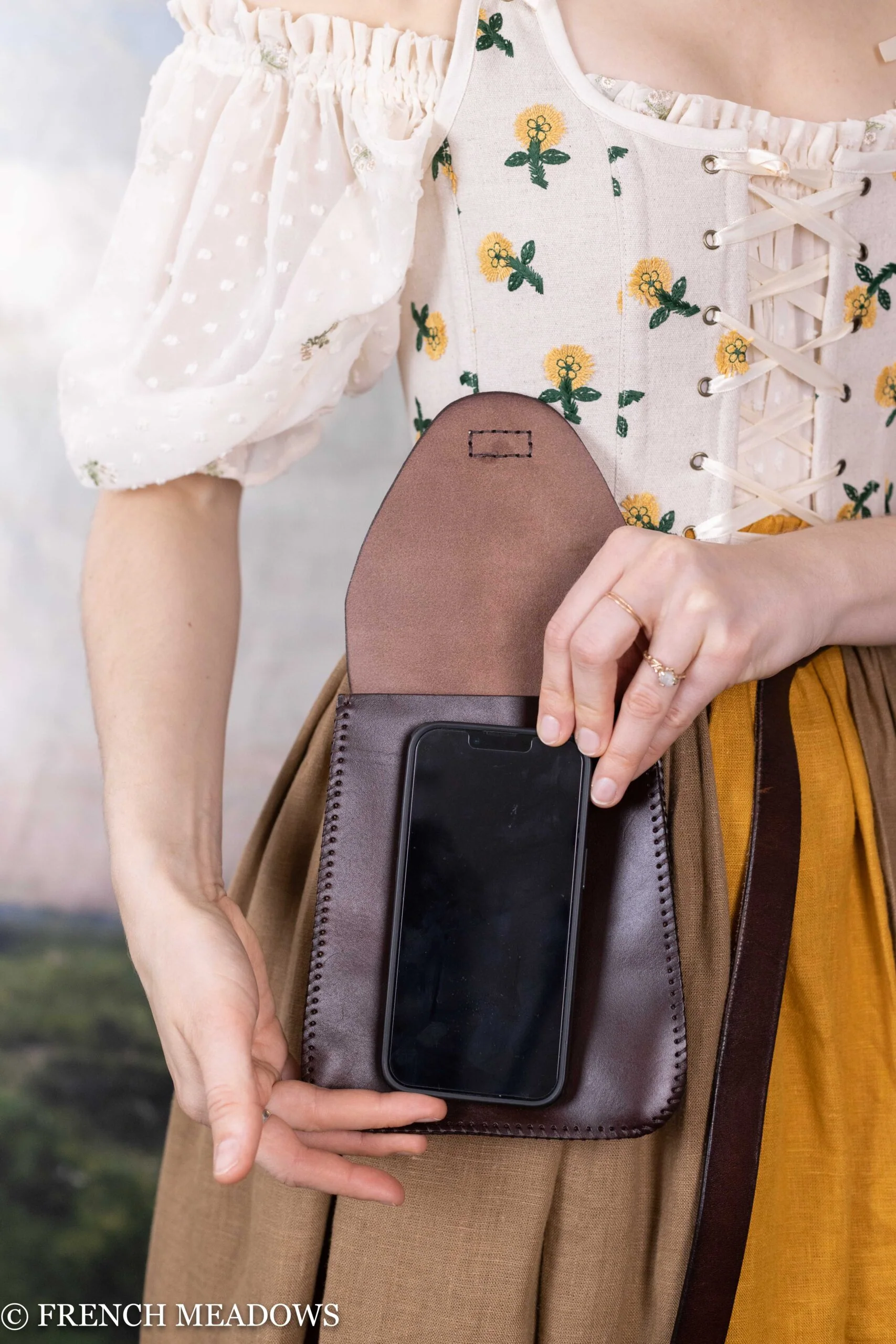 Leather Belt Pouch - Image 9