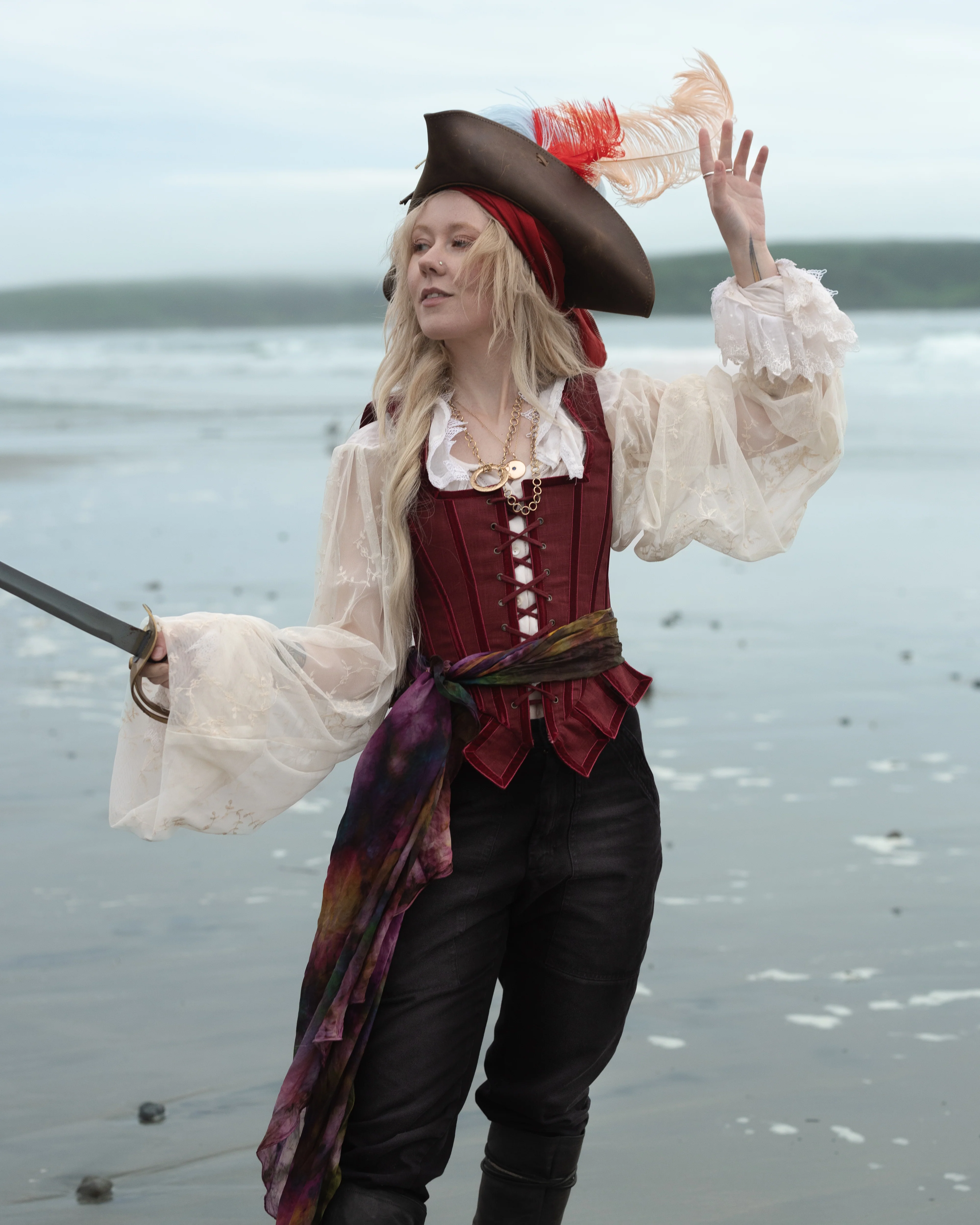 Red Pirate Doublet - Image 13