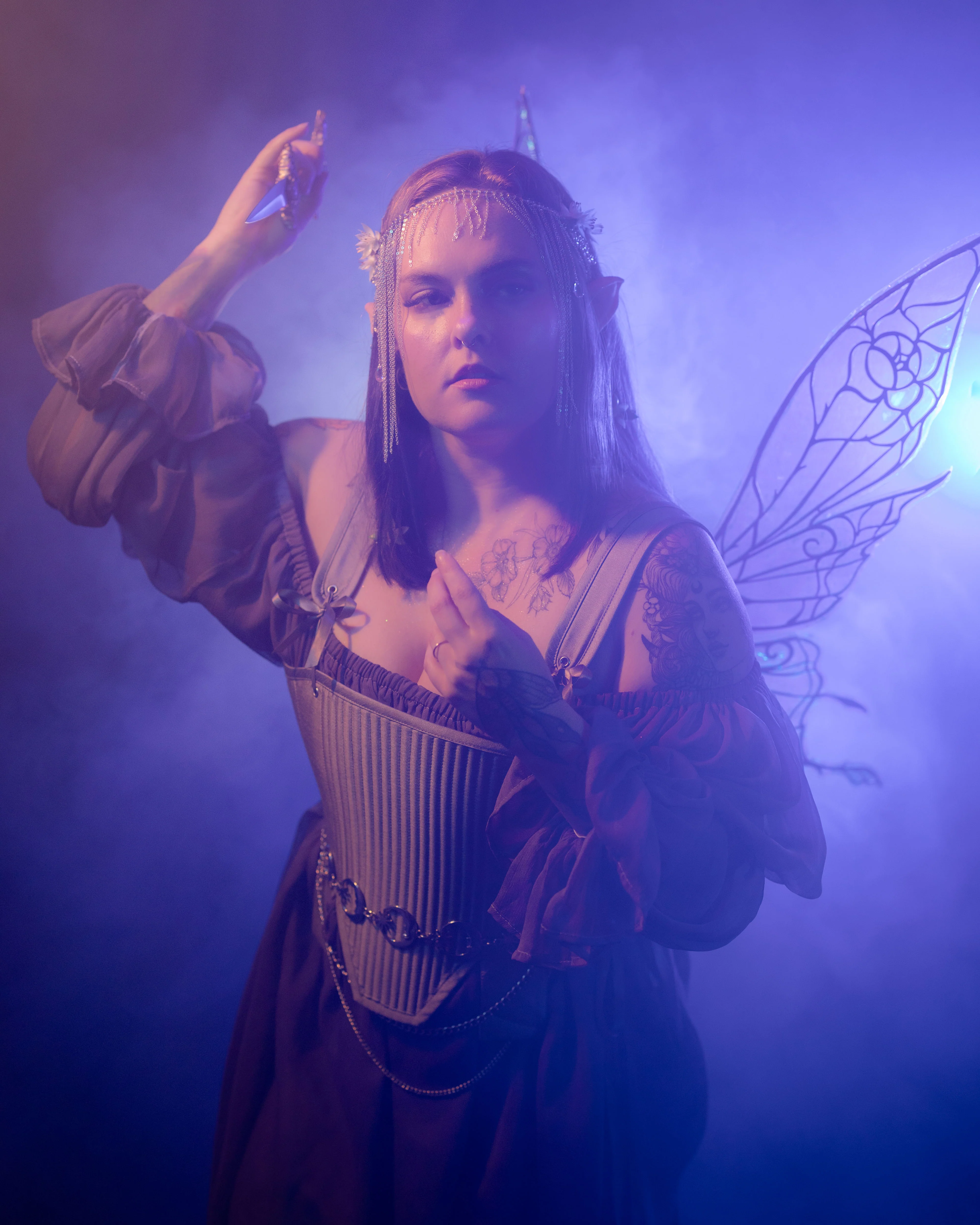 Silver Tabbed Tudor Stays - Image 6