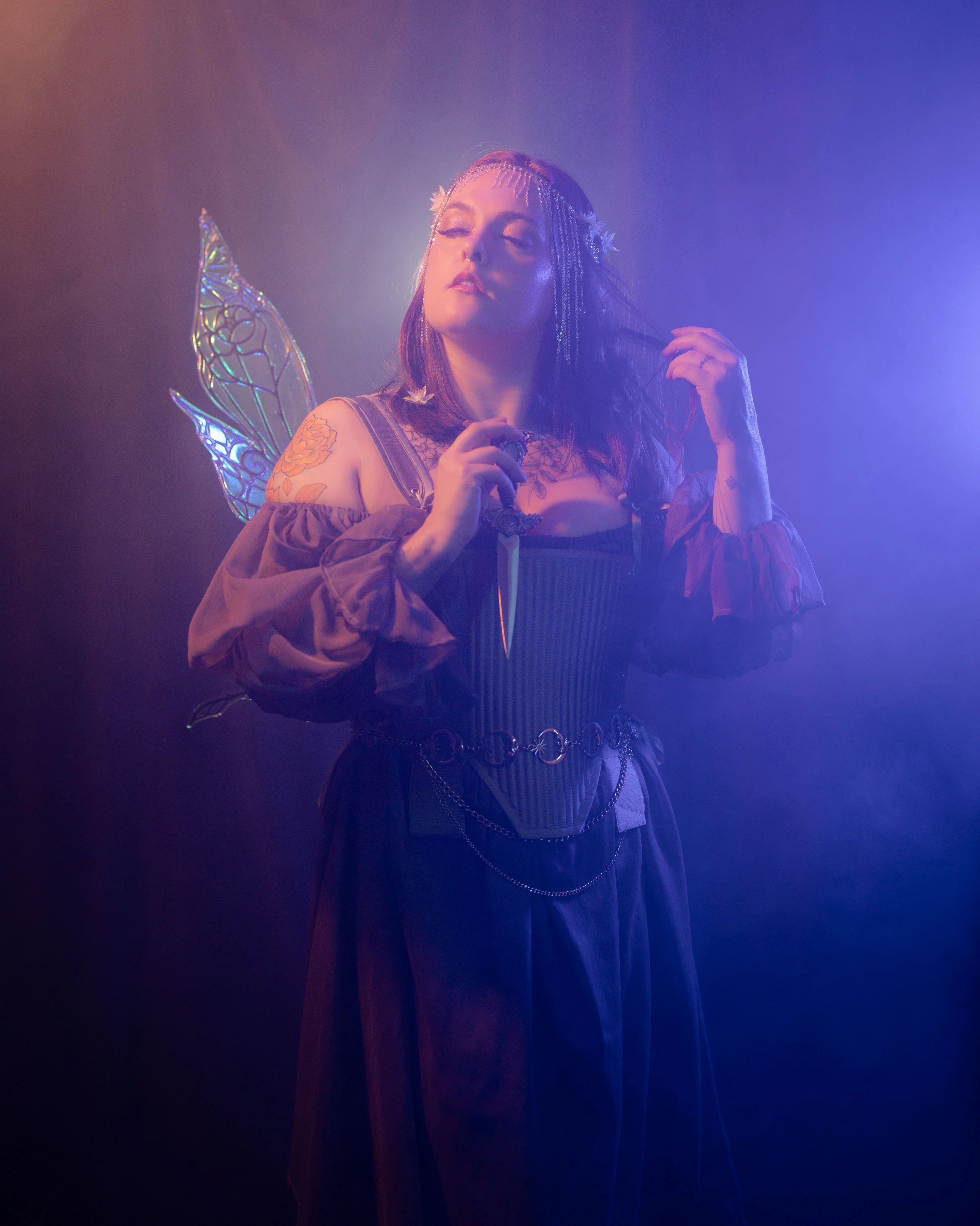 Silver Tabbed Tudor Stays - Image 7