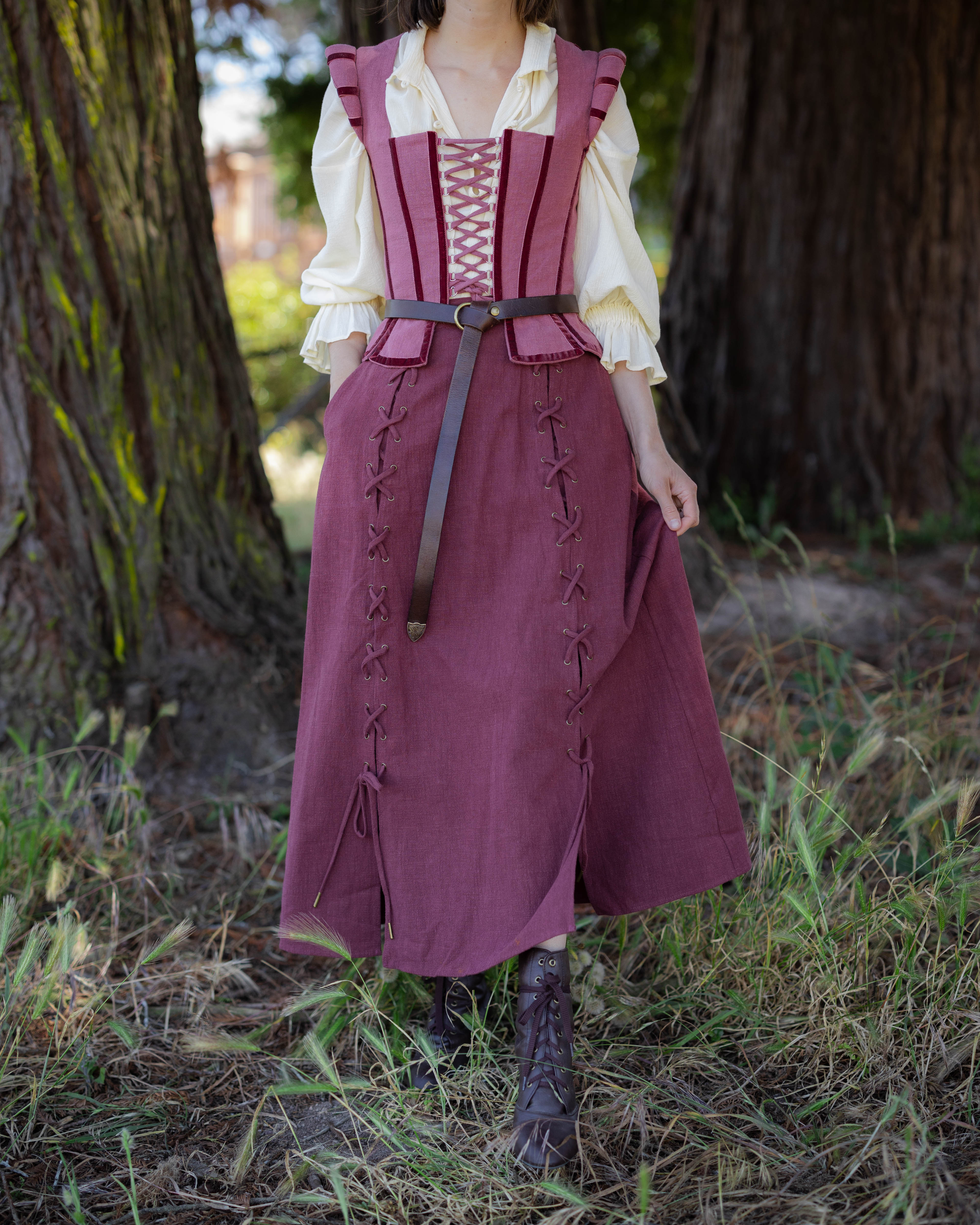 Tavern Skirt - Image 23